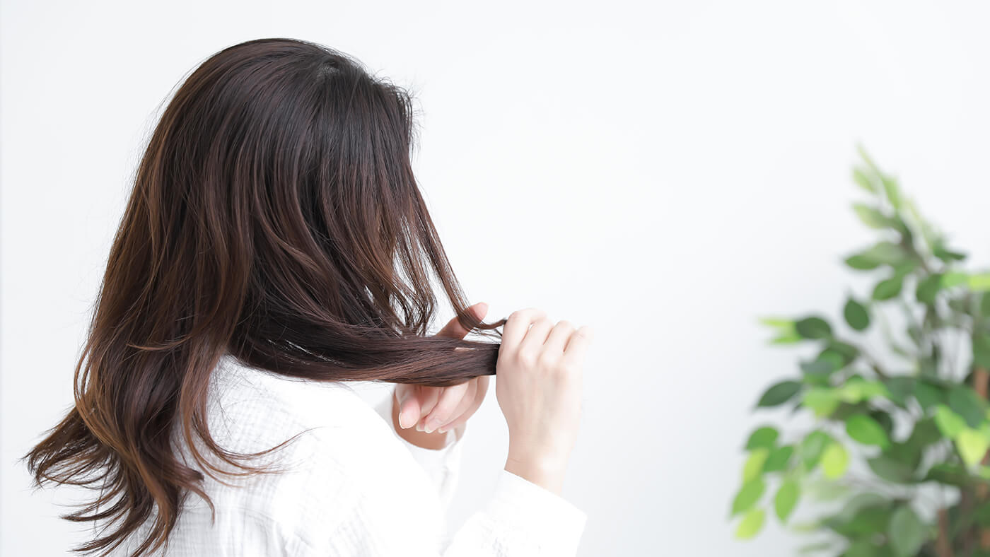 ヘアカラーでかぶれたくない方へ。肌にやさしいカラーの選び方