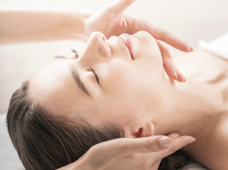 エステティシャンに応募する